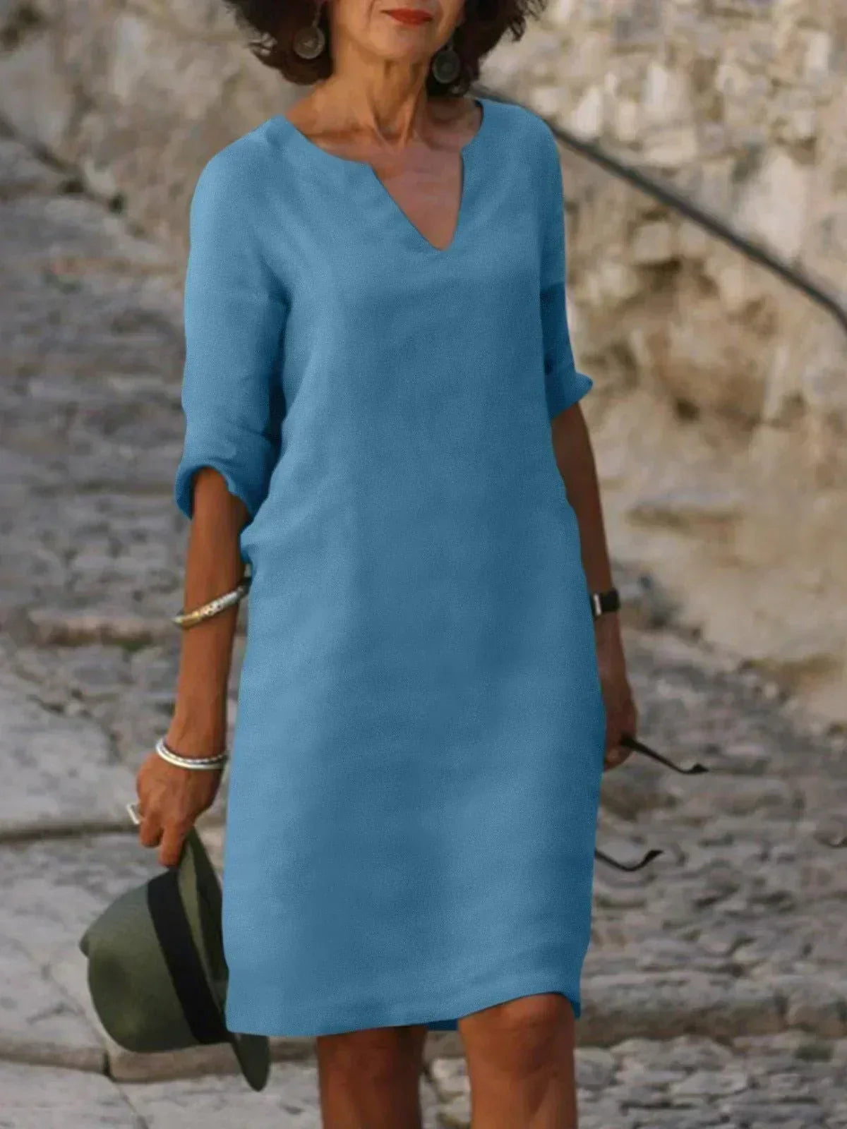 Minimalist Sleeveless Midi Dress