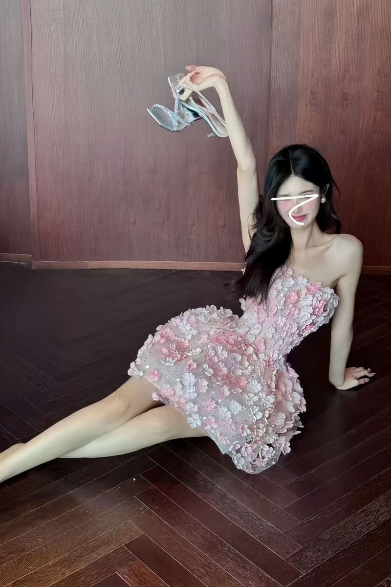 Strapless Floral Appliqué Mini Cocktail Dress