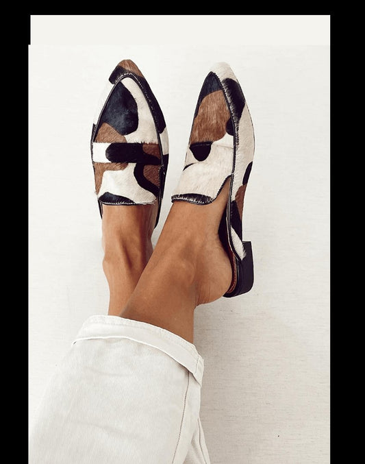 Women's Pointed-Toe Animal Pattern Textured Slip-On Loafers