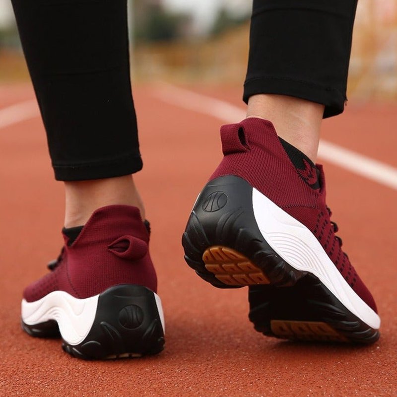 Cushioned Platform Knit Lace-Up Trainers