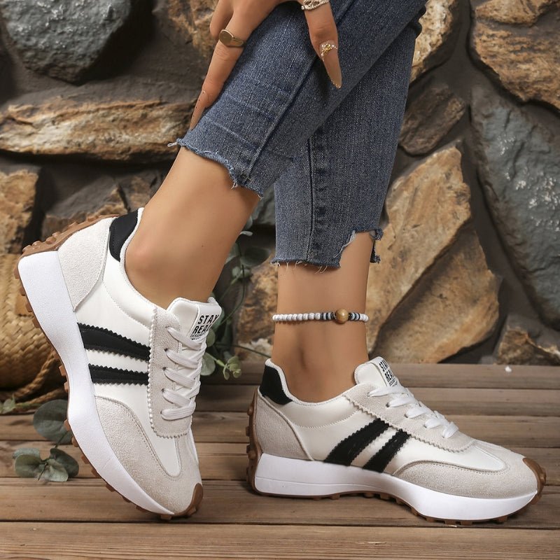 White / AU 9