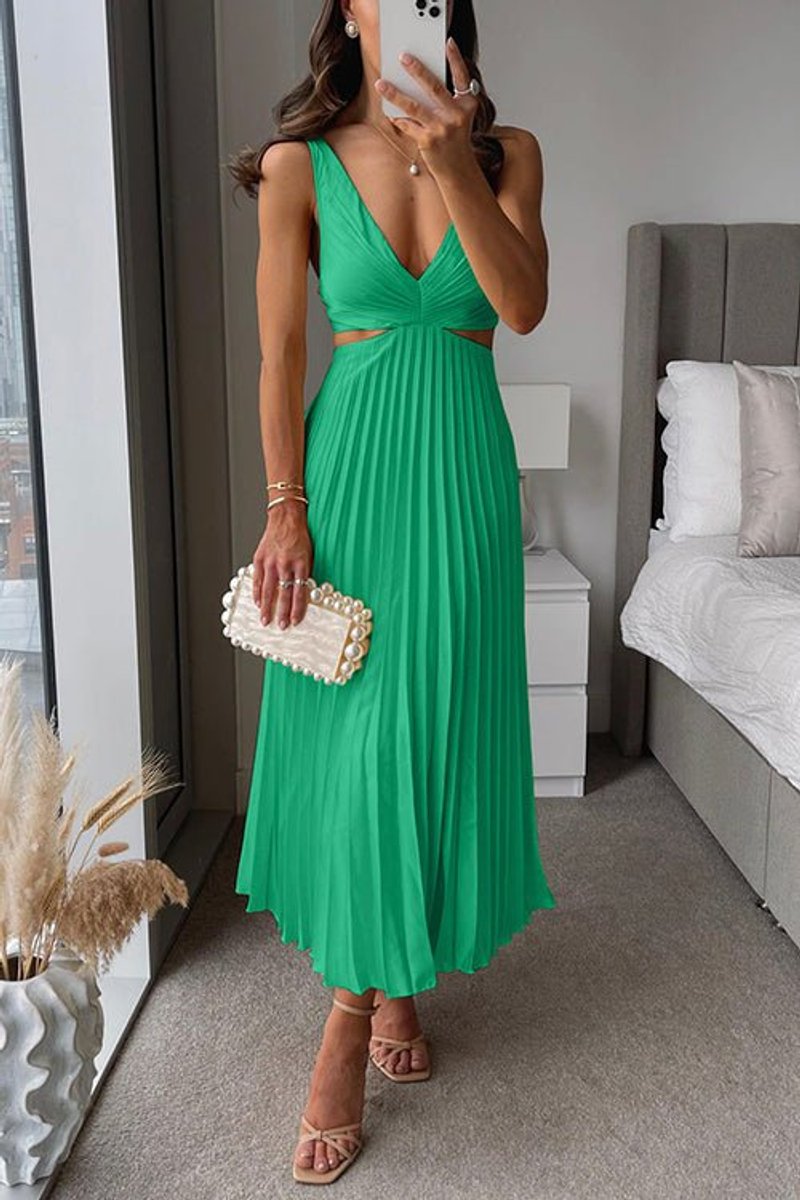 Pleated Empire V-Neck Formal Maxi Gown
