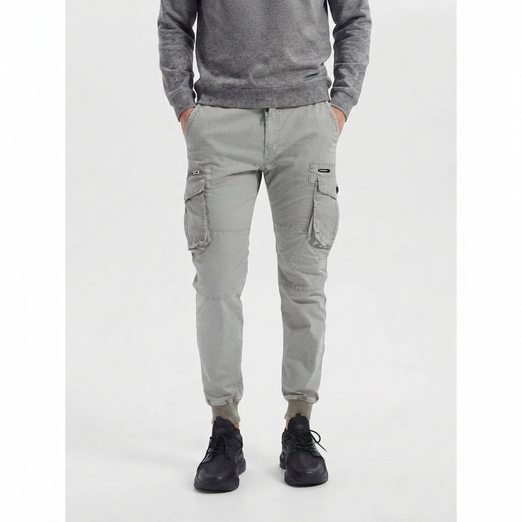 Men's Slim-Cut Multi-Pocket Cargo Trousers