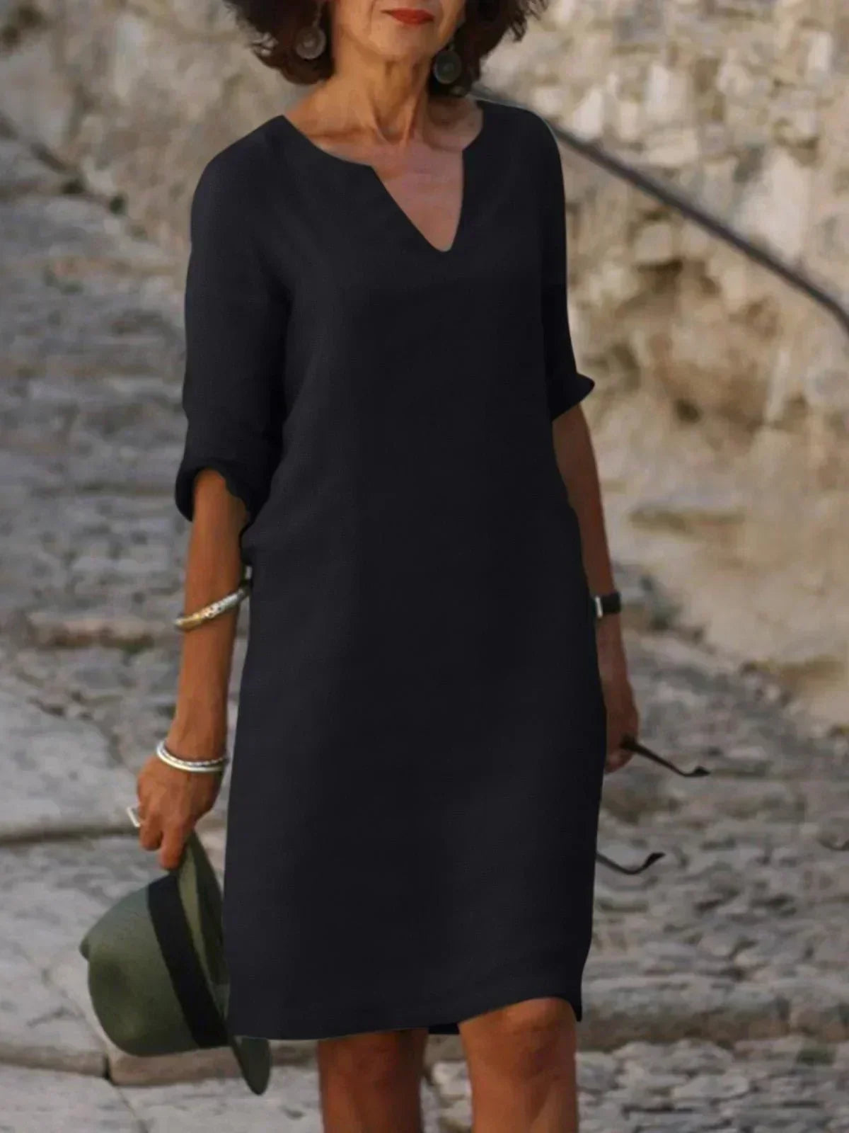 Minimalist Sleeveless Midi Dress